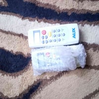 ريمود سبالت العدد 30 قطعه سعر الزوج 5000لتواصل على هاذا الرقم 07782290...