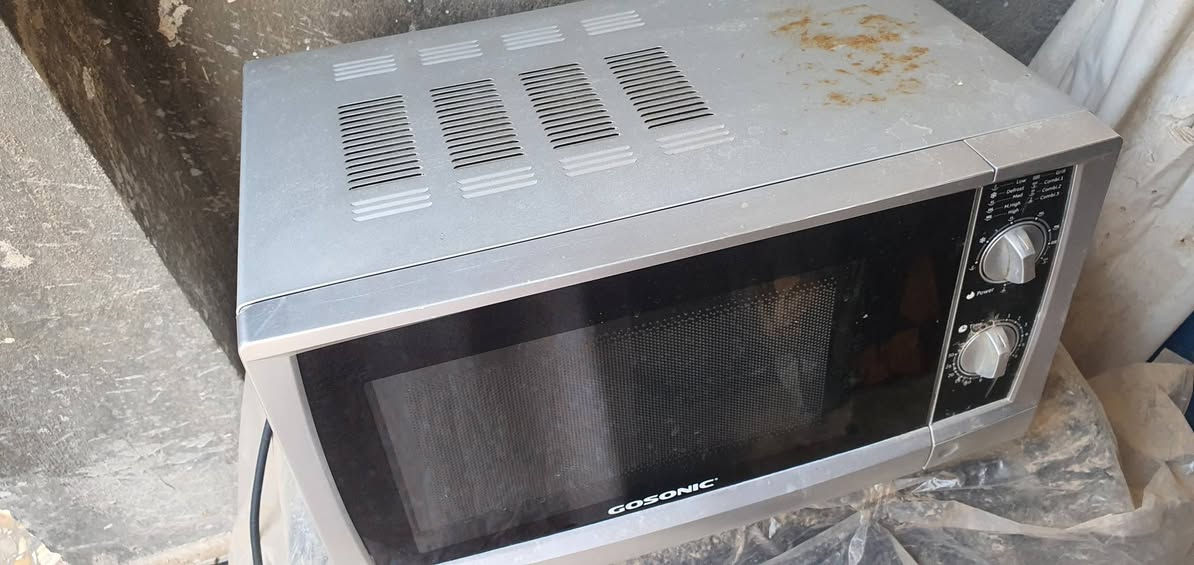 مايكرويف ماركة استخدام قليل  لبيع مع حجلة مكان دورة


**إذا كنت صاحب هذا الإعلان وتريد حذفه لأي سبب، رجاءا أرسل رسالة إلى الدعم الفني**