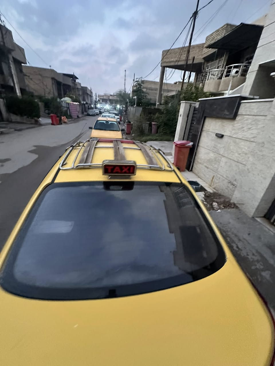 السلام عليكم سيراتو خليجي 2016 بيهة طخة بالجاملغ الخلفي للبيع السيارة خير مـטּ الله كير ومكينه مكفوله منضومه غاز وبانزين تايرات جدد دوشمه جديد سياره جاهزة بدون غراض وتحويل ثاني يوم للاستفسار *********** السعر 113 ورقة وبيهة مجال للشرايه
