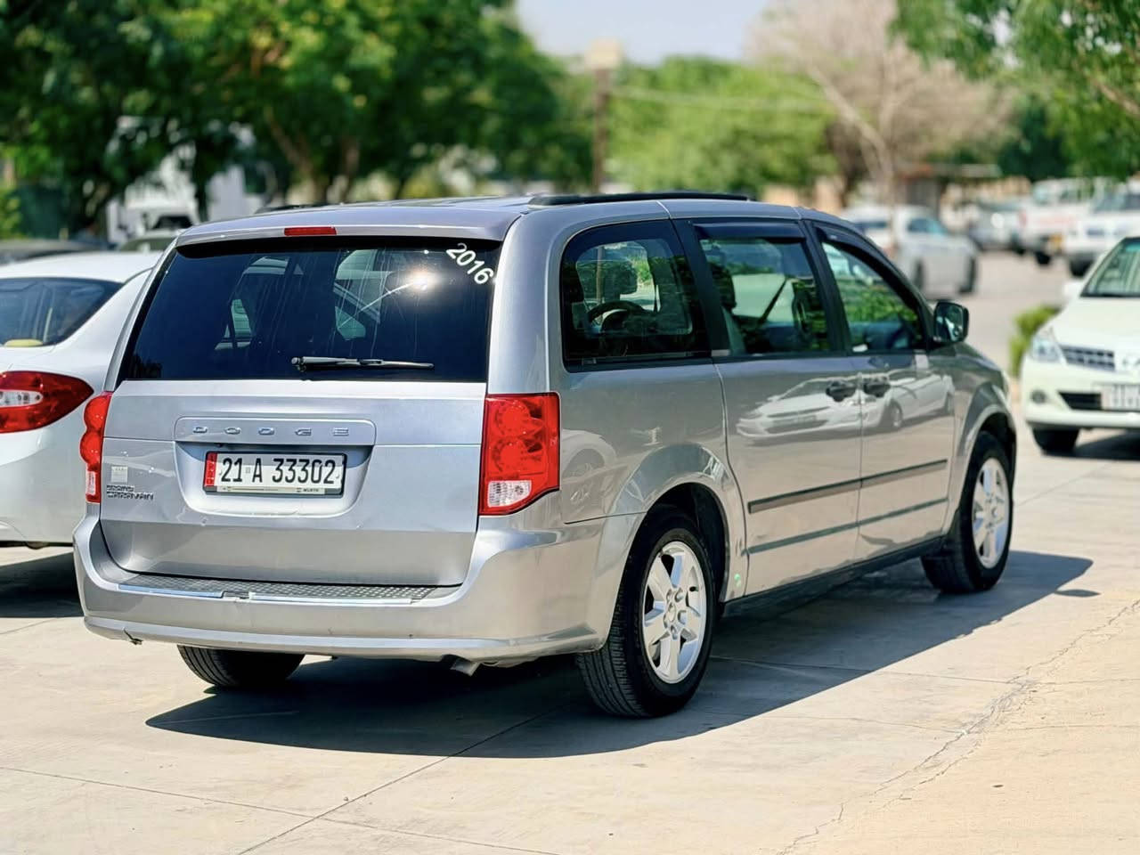 بسم الله الرحمن الرحيم
للبيع او مراوس بالارقام الشمالية فقط❤️👉🏻
دوج كرفان 
 DODGE GRAND CARAVAN موديل 2016  ✈
عليها منظومة غاز  80 L لتر 🟥
بس منظومه الغاز بمليون و 250 شادها✳
انسى صرف البانزين 🟥
المحرك المرغوب 3600 6V ✈ گير مكينة تبريد بشرط 
كامره خلفية تخم تاير جديد باتري جديد 
🟩انسى الحماوه وانسى💫
 الصرف✨
🟦ضررها فقط جامرلغين الاماميات مبدلات ومصبوغات صور الحادث وصور السونار بالمنشور 
💠رقم سليمانية أجره دولي الجديد وبأسمي تريد تحويل تريد وكالة
✅مكان السيارة قضاء كلار للتواصل الاتصال عالرقم 
***********
السعر 145 وبيها مجال بسيط
