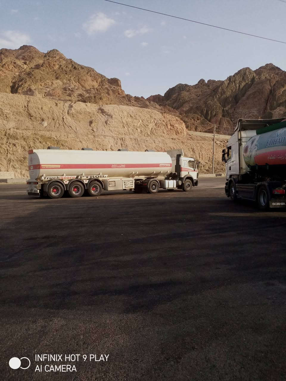 السلام عليكم كرواتي للبيع موديل94مكينه 38 رقم ديالى تانكي 16سياره جاهزه راس سبرنك هواي***********
