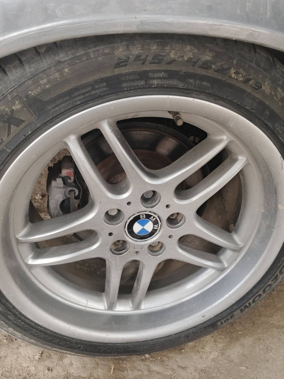 السلام عليكم عندي تخم ويلMللبيع تأيرات نضاف 
السعر 300وبيهن مجال ***********
