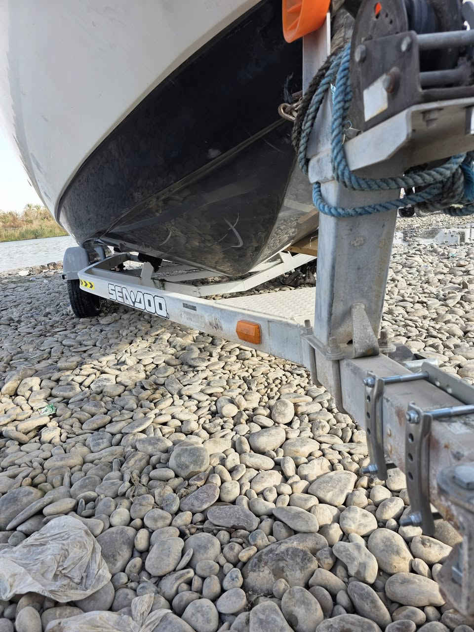 بسم الله والصلاة على رسول الله
السلام عليكم 

جت بوت سيدو ٢١٠ موديل ٢٠١٢ فول لمتد دبل مكينه سوبر حجم ٢١٥ كل مكينه يعني ٤٣٠ حجم المكينتين زورق جديد بمعنى الكلمه جاهز من كلشي عربانه بلاديه دبل تاور بلادي جادر تاور بلادي جادر زورق بلادي داخل جديد شاشه مو عدادات اناره سستم صوت بلادي يعني ماتصرف عليه ربع دينار 

للاستفسار 

***********
