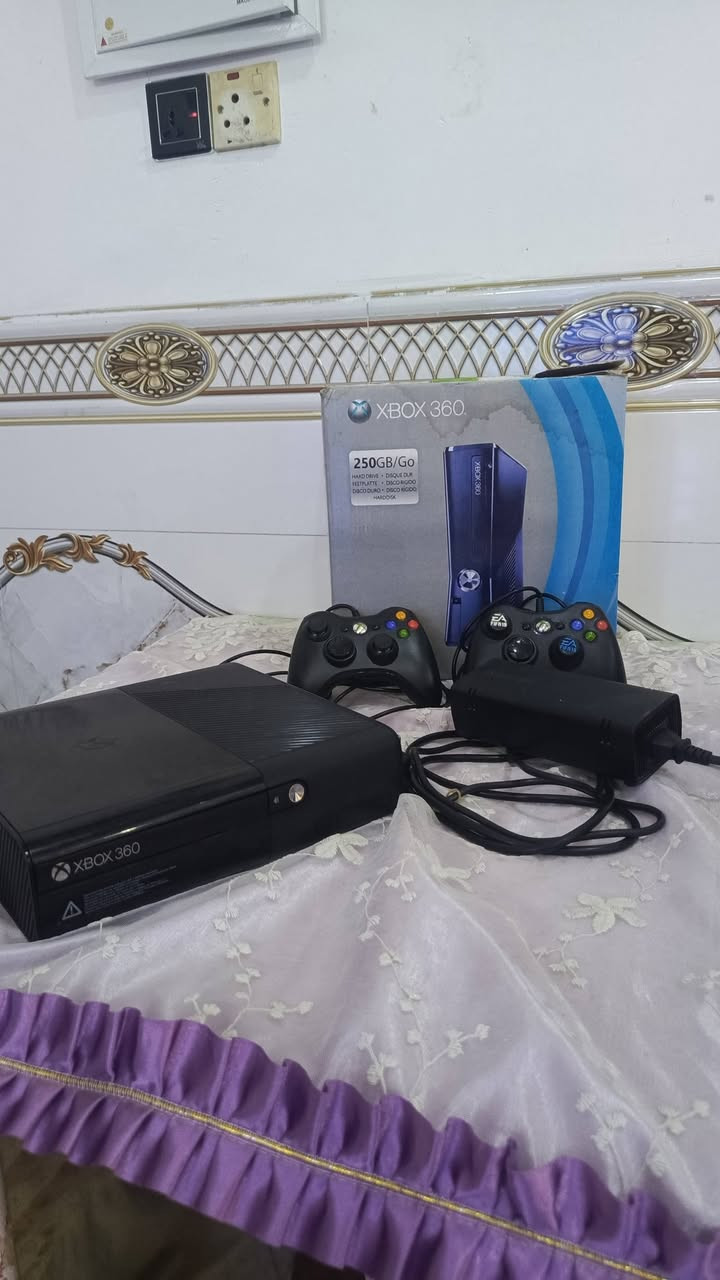 السلام عليكم
متوفر جهاز  اكس بوكس 360 
الجهاز نظيف كلش ويا كارتونة ومابي اي خلل يحتوي علئ  محوله ويدات اثنين وهارد يحتوي على اكثر من 30 لعبه 
 ( السعـر 130 )
مكاني الناصريه + ماعندي توصيل
للاستفسار ***********.
متوفر واتس + ماسنجر
