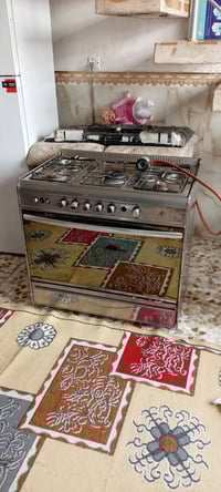 طباخ 5 مشاعل مصري شرط الفحص والشغل كامل صواني السعر 150 وبي مجال قليل ...