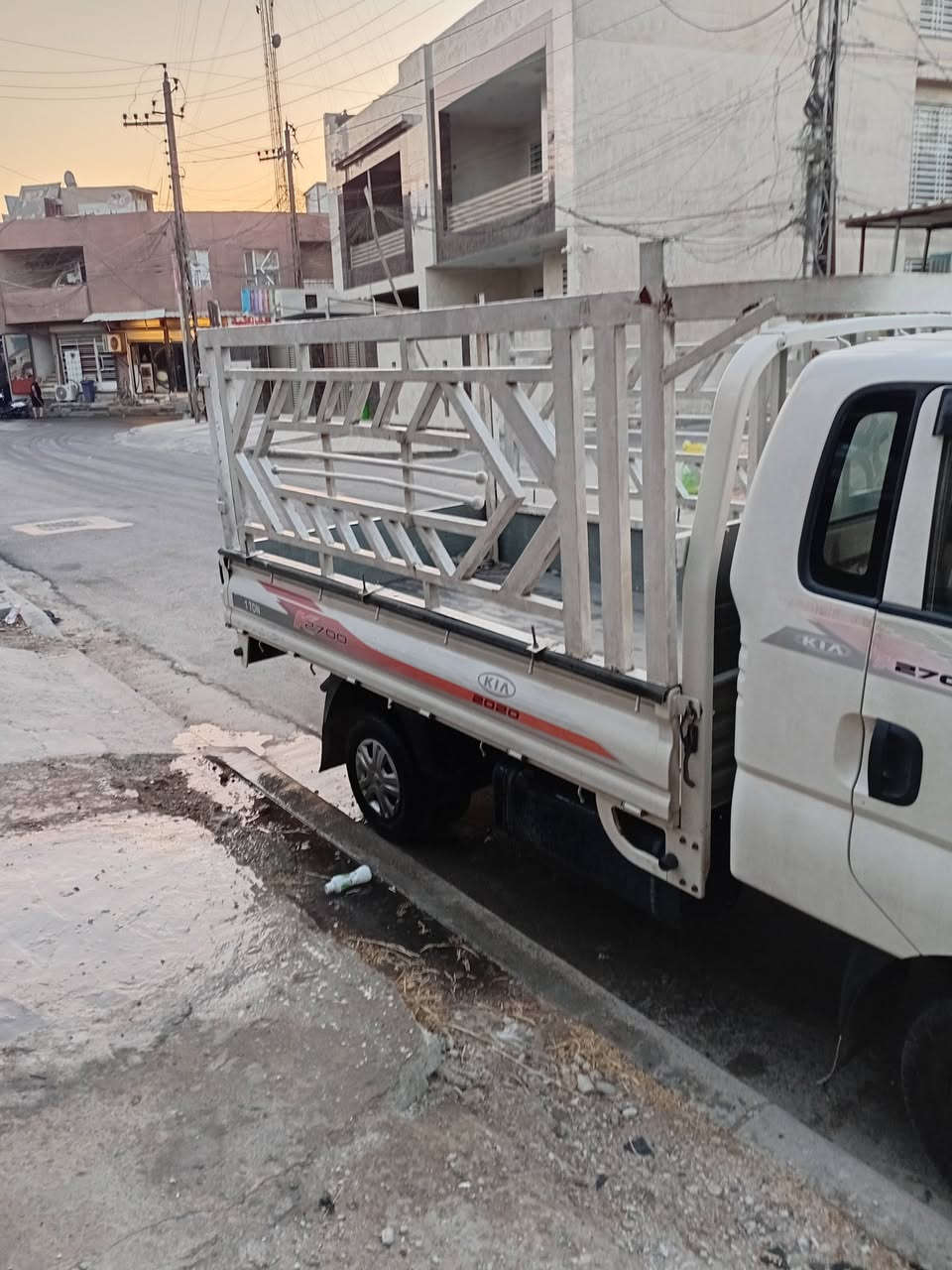 كيه حمل موديل ١٩ باسمي سنوية لل٢٩ رقم بغداد مشروع وطني السعر ١١٦مع السونار
هاتف ***********
