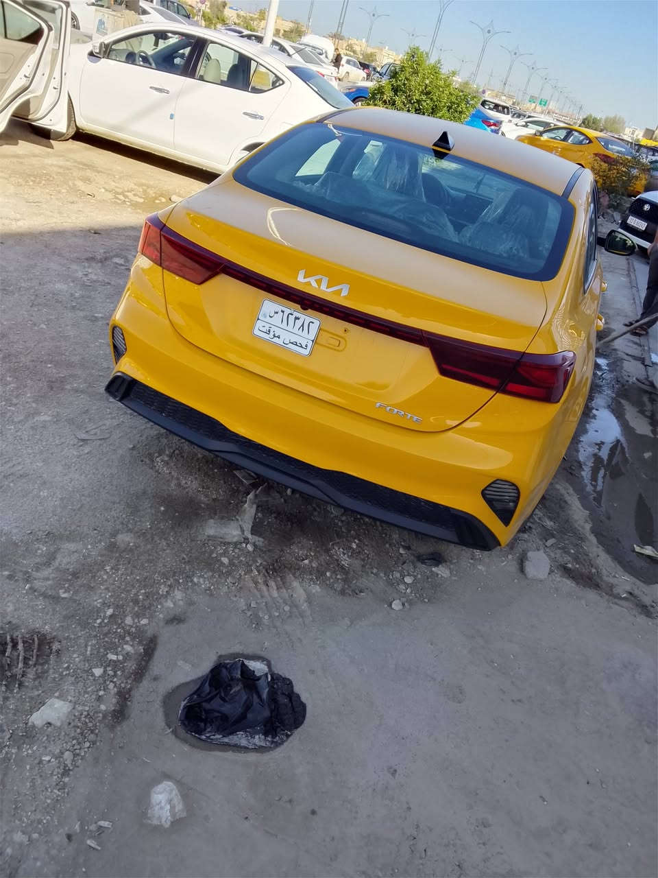 السلام عليكم كيا فورتي 24 حادث يا بنيد مبدل حادثه خفيف حره بدون رقم دخول جديد كتاب من جميع المحافظات سعر 127   ***********  بدون ارباك

