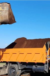 يوجد سماد حيواني درجه وله وبسعار مناسبه معه التوصيل الاستفسارعل 078671...