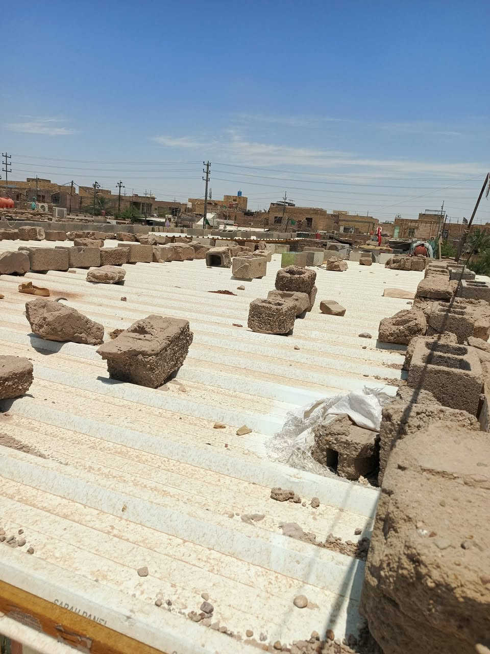 يالله سلام عليكم 8سندويجات للبيع طول لوحده 7ونص نضيفات الثقيل تجي وشوف بعينك تريد بيع تريد مراوس ب شيلمانات ابيع شلع كلهن سعر خاص ***********
