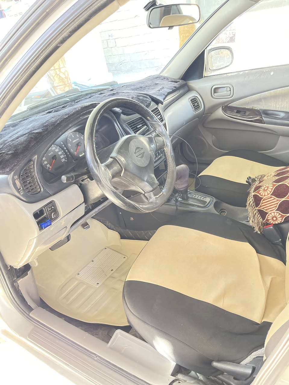 السلام عليكم سياره البيع نيسان سني موديل 2000 كير محرك خير من الله  صدر جديد تخم تاير جديد كير اوتو جوم أربعه كهرباء رقم نينوى دولي هزه جديد تفاصيل اكثر اتصال 📞 على رقم 
سعره 65 وبيه مجال 
***********
تواصل واتساب موجود 
مكلف بل نشر
