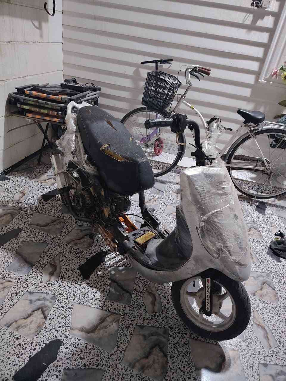 سلام عليكم ماكس منغولي تجفيت جديد 55 شلعه معدل فول اوياله رياضي قطره رياضي شيال راجع اصلي رياضي صالنصه توبو + باتري جديد تايرات جديد دراجه تحتاج فقد ضفيره حته تشتغل انطيك المحرك بل شرط شغال بس يحتاج ضفيره السعر 150 وبي مجال الطيبين رجاءٱ الموشراي لا يتعبني الشراي خاص او ينتصل عل الرقم ***********
