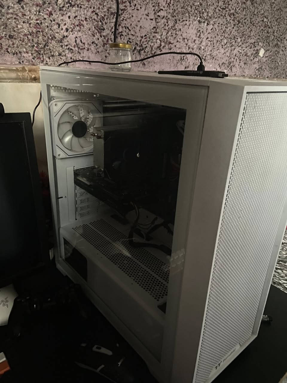 I5 9400f
GTX 1650 super 4g ram
16g ram 

بور 650w
B365 msi
 هاردات m.2. 128 
SSD 512g
500g had
كيس ثيرماتك 6 fan
شاشه كيمينك 60HZ ستاند متحرك 
كيبورد ميكانيكي ريد سويج 
لد فوك الشاشه 
ماوس ريزر 
ماوس ثاني عادي 
ماوس باد Black
سماعات هايبر اكس لون ابيض واير
UPS 1500  أوفلاين بطاريات جديده
جويستك ربط واير و بلوتوث اخذتها ب25
حسابات داخل الpc 
كيم باص 
وستيم اونلاين و أوفلاين
واتساب ***********
مكان بغداد توصيل ماموجود 
السعر 540 ألف
