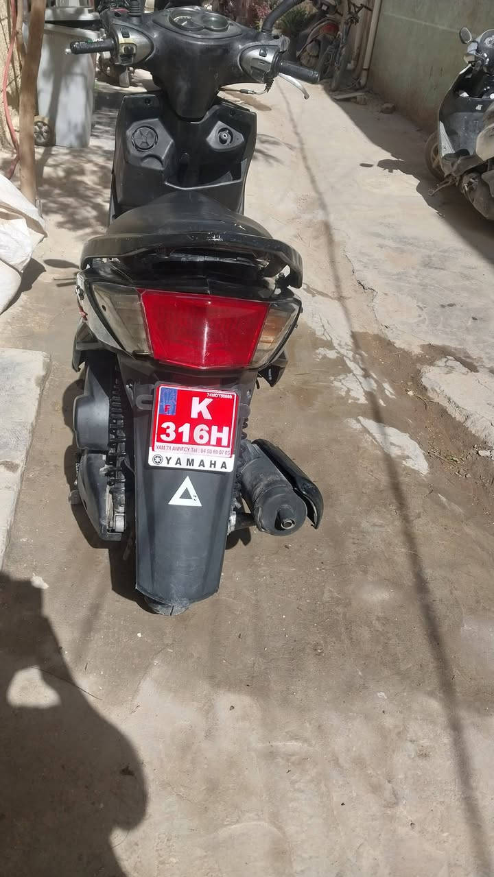 السلام عليكم
دراجه سكنس فحل كبريتر
للبيع...  السعر 550 مكانها بغداد الكاظيه
***********
