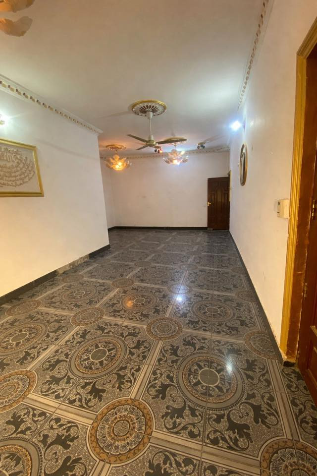 دار للبيع 🚨🚨🚨
بناء  فول. طابو ملك. صرف🌐‼️🚨🚨🧱🧱
مساحة ٢٢٠ 
واجهه ١١
نزال ٢٠
في محافظه. ديالى كنعان شارع الحسينية 

يتكون طابقين 
الطابق الاول كراج  وحمام خارجي واستقبال ومطبخ بارد + مطبخ حار 
وغرفة نوم وحمام  ثاني داخلي 
الطابق. الثاني يتكون 
٤ غرف نوم 
وسطحين 
للاستفسار. يرجى الاتصال على الرقم 
***********
