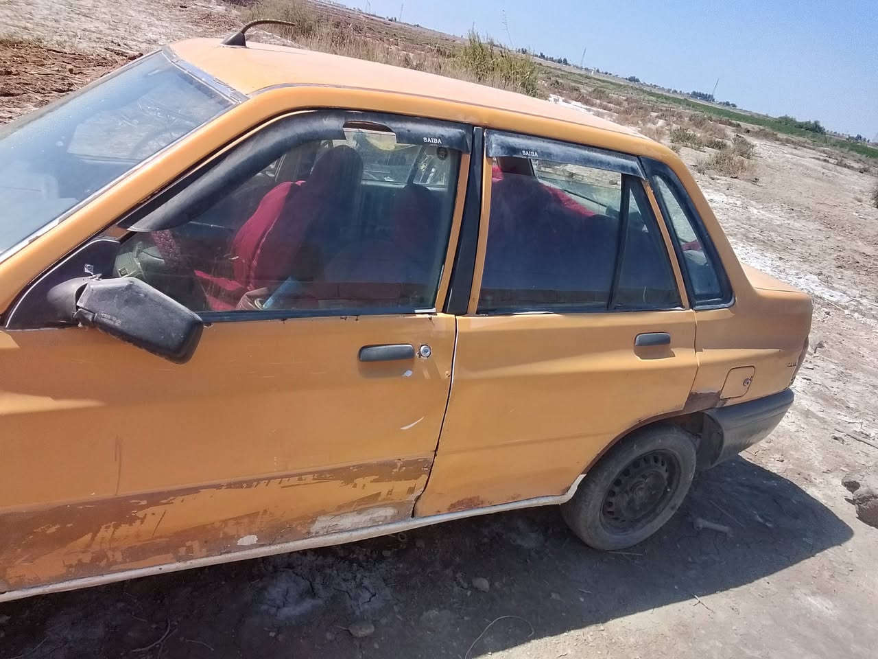 يا الله سلام عليكم ورحمه الله سايبا للبيع موديل 11 سياره مكغوله كفاله عامه مكينه وگير وضفيره مكفولات حداديه نضيفه.  بيه حياس قليل.   وبس حادث بل تكمه بصيط ينعدل عل بارد.  رقمه بصرة أجرة.   سعر 15 ورقه وبيه مجال بصيط.    مكان ناصريه قلعه سكر.  لي شراي يتصل على هاذ رقم    ***********.                              شوف صور 👇
