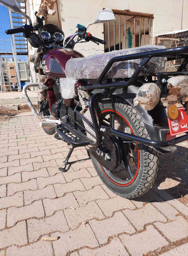 اخون مكلف دراجه سلونك ديوان مديل 24 مستعمل 32 يوم جديد منفيس بصمات سويجات دراجه تخبل وشرط تجي وتشوف بعينك زيرو لون يخبل مكاني مجمع الدور محرك 200 ضاغطه. هورن بوش اصلي زنون امبثري جديد مفوله السعر مليون 300 وبيها مجال اتصل وتشلع عيوني *********** مكاني صلاح الدين مجمع الدور
