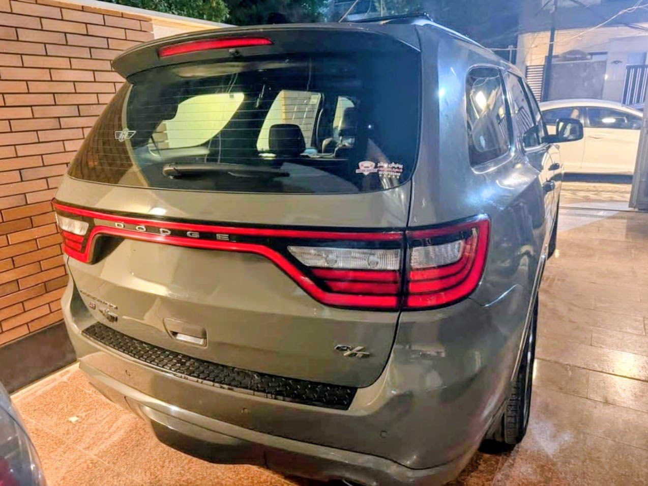 السلام عليكم. 
للبيع 

دودج دورانكو RT .
اللون ، اسمنتي 
الموديل : 2024 . (خليجي) / وكالة هارلم 
المحرك : V8 . 5.7L .
العداد : 15٫500 كيلومتر. 
السيارة مغلفة بالكامل PPF احترافي 
الجام مغلف عازل حراري 
الضمان : متبقي سنتان 
رقم بغداد باسمي 
المواصفات :
* دفع رباعي 4x4. 
* رادار مع مانع تصادم . 
* نقطة عمياء .
* تحذير الخروج عن المسار .
* فتحة سقف ( سلايد) .
* المصابيح الأمامية زنون .
* شاشة كبيرة 10.2 أنج .
* نظام ملاحة نفكيشن ( GPS) . . 
* مقاعد أمامية تبريد وتدفئة .
* المقاعد الأمامية كهربائية مع ذاكرة لحفظ وضعيات الجلوس .
* المقاعد الخلفية تدفئة . 
* تشغيل عن بعد .
* ويل 20 انج .
* بلوتوث .
* الباب الخلفي كهربائية .
* حساسات امامية
* حساسات خلفيه مع مانع تصادم .
* كاميرا خلفية .
* لايت LED .
* كير شفتر ستيرنك .
* تشغيل واطفاء اوتماتيكي. 
* مقود القيادة كهربائي مع تدفئة .
* شاحن وايرلس 
* 7 راكب .
* تبريد خلفي .
* اشارات على المرايا الجانبية .
السيارة مطلعها من الوكالة على ايدي ماشية 34 كليومتر و راسا سويت الها سونر للضمان فقط 
السيارة مكفولة من اي حادث او شخط 
تبديل الدهن و الفلاتر كله بالشركة طبعا  
* السعر : 70 مليون وبيها مجال 
مكان السيارة بغداد 
موبايل 
***********
