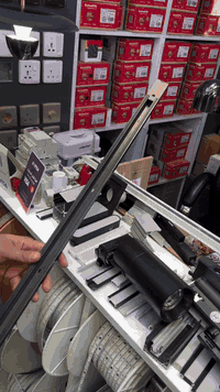 💡 الأناقة في كل بيت 💡
تراك لايت قوة الانارة 30w
ملحقات تراك عدسة قوة الانارة 20w
ملحقات تراك مضبب قوة الانارة 20w
متوفر ايضاً سكة طول 1M و 2M وبل الالوان الابيض والاسود 

💡 الأناقة في كل بيت 💡

🛒 البيع جملة ومفرد
🚚 توصيل إلى بغداد وجميع المحافظات

📍 العنوان: الشورجة / عكد النصارى / مدخل ساحة الكيبلات / عمارة الكهرباء
📞 للاستفسار:
*********** – ***********
📱 واتساب / تيليجرام
#اسطنبول_لايت_للانارة_الحديثه
#بروفايل_لد
#مكنتك
#بور_سبلاي
#نشرات
#بروفايل
#مهندسين
#اناره
#انارة
#لد
#سبورت_لايت
#سلم
