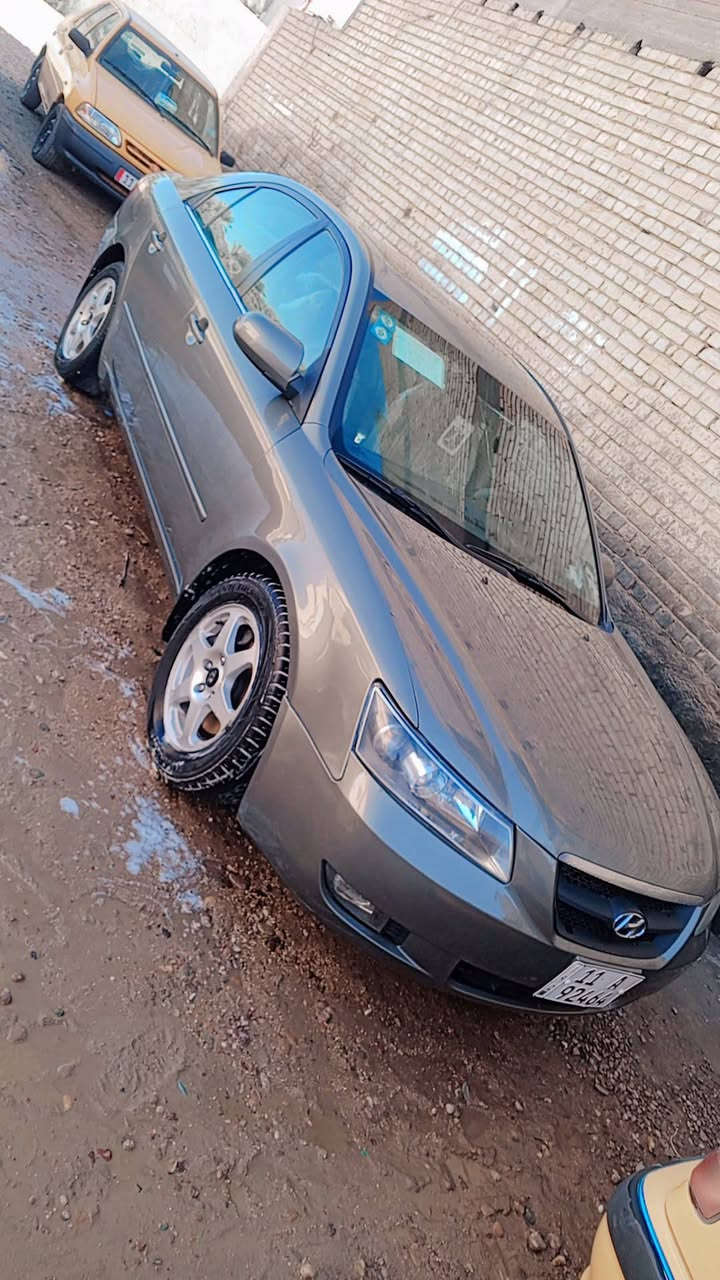 سلام عليكم سوناتا موديل 2008 سياره جديد معنه الكلمه سياره مصبوغة جماليه تخم تأير سعر 95وبيهه مجال رقم الهاتف *********** عنوان بغداد
