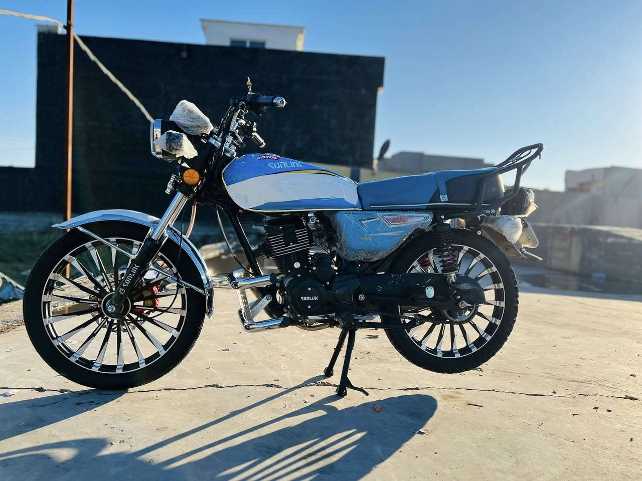 سيفان موديل 25 محرك 200 دشبول شغال كهربائيات شغاله سعر 780 وبيها مجال حك جيه مكاني شهربان مقدادية


**إذا كنت صاحب هذا الإعلان وتريد حذفه لأي سبب، رجاءا أرسل رسالة إلى الدعم الفني**