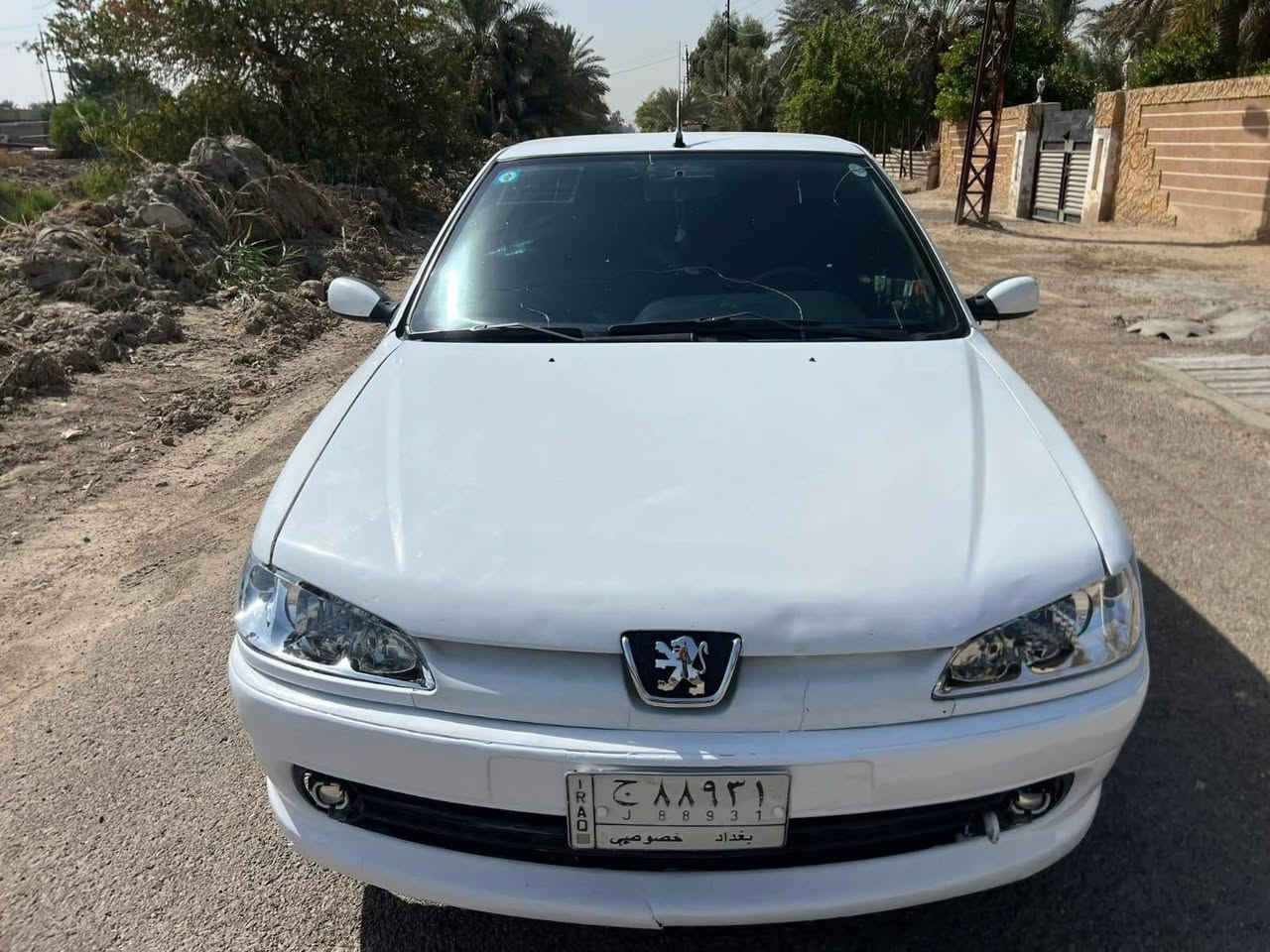 السلام عليكم
‎للبيع فقط 

‎بيجو ٣٠٦ 
‎الموديل 2001 
‎كير عادي ممتاز مكينه بلادي 
‎شرط تبريد ثلج منضومه جديده 
‎صدر امامي خلفي جيد
‎تخم تاير باتري جدد
‎كهربائيات شغاله كلها و بلادية بدون اي جطل 
‎لايت دشبول كلها شغاله 
‎داخل بلاد 
‎
‎
برده خلفيه بلاديه
شاشه تاب مع كامره خلفيه 
‎كشرها واضح بالصور تعال افحص وتآمر بعينك 
‎بيها صبغ 3قطع  بدون ضربه بدون دواخل  بدون لغود ولا شواصي

‎السياره سنويه جديده رقم  بغداد  شرط التحويل 

‎السعر مناسب (40)) ورقة 

- [ ] ‎المكان بغداد الدوره ***********
