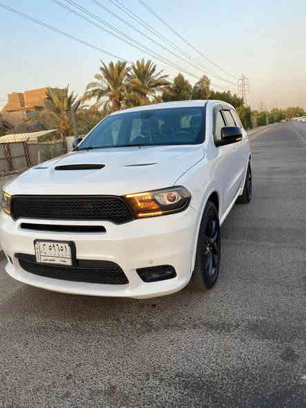دورنكو 2018 R/T وارد امريكي ابيض فول مواصفات 1/1 حادث جاملغ وبنيد صبغ بدون ايرباك شاصي لغد مكفول كهربائيات مكينة كير مكفول
المواصفات
 • النوع: دودج دورنكو (Dodge Durango)
 • الموديل: 2018 
 • الفئة: فل أوبشن 1/1
 • نوع الدفع: دفع رباعي (4WD)
 • اللون الخارجي: ابيض
 • اللون الداخلي: اسود
 • عدد الكيلومترات: 90 mi
 • الحاله سياره جديده احلى من الصور 
 • بصمة 
 • شاشة كبيرة 
 • كاميرا خلفية + حساسات أمامية وخلفية
 • فتحة سقف
 • مقاعد جلد كهربائية تدفئة تبريد 
باب خلفي كهرباء 
جاهزه من كلشي رقم بغداد تحويل مضمون باسمي بيع السعر 240وبيها مجال قليل جداً *********** بغداد
