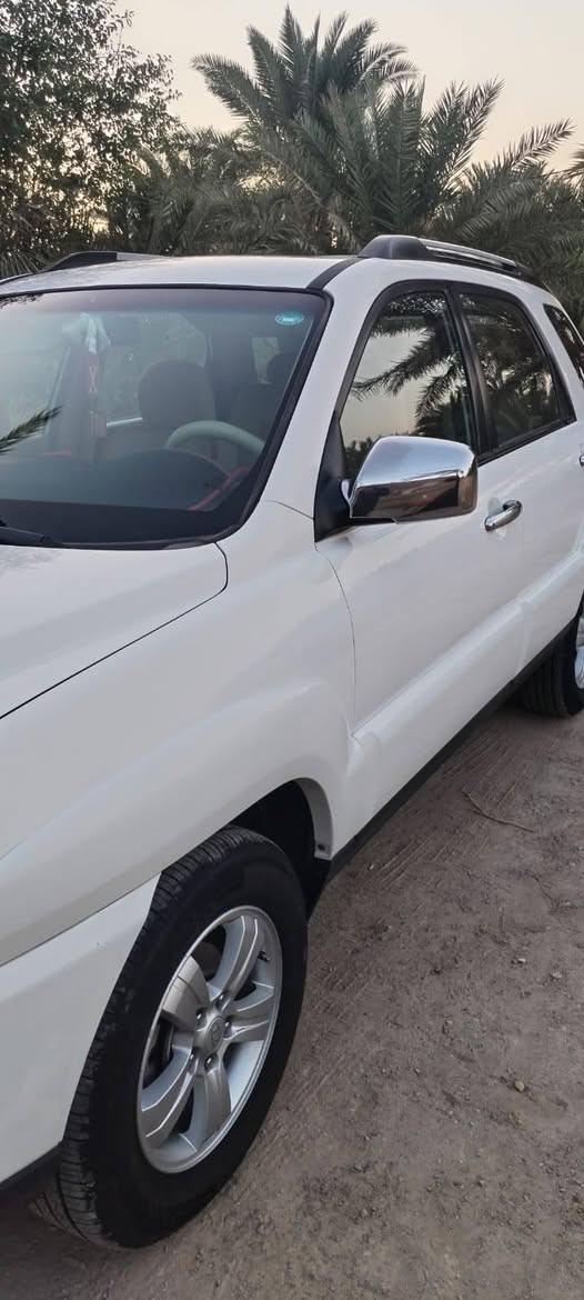 ا
السلام عليكم  كيا سبورتج موديل 2010  خليجي 

السياره مكفوله كفاله عامه  من صبغ مكينه كير  حداديه تبريد  ضربه بسيطه بل باب الخلفي السنويه لحد 2028

باسم عربي رقم اربيل   مستعجل ع بيعه  130 بيه مجال حك الجيه  لعلم اني جناي مو بياع شراي سياره ع ايدي نضيفه كلش   مكاني بابل الحمزه الغربي ***********
