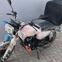 موديل ٢٠٢٥ • محرك ٢٠٠ • لون اسود