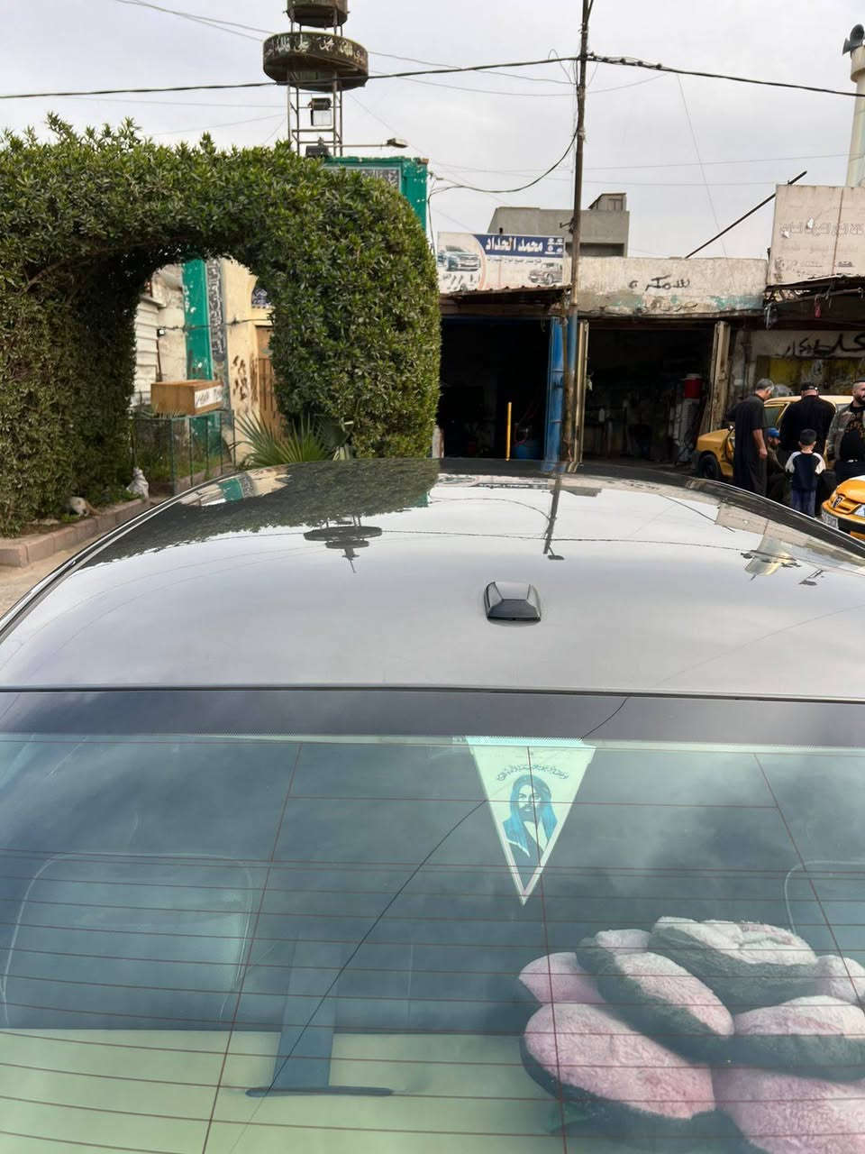 السلام عليكم اوباما موديل 10 وارد امريكي داخلة كلين بيهة صبغ الربع داير الهلالات وصبغ جوة التريشة مال باب السايق كير ومكينة مكفولات صدر جديد عربانة خلفية جديدة تدفئة تبريد مكفول وبيهة منظومة غاز السيارة بسمي رقم بابل مميز السعر 125 وبيهة مجال قليل مكان السيارة بغداد للاستفسار ***********
