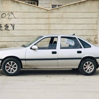 اوبل فكترا  حجم ١٨ موديل ١٩٩١ السياره مصبوغه جماليه رقم نينوى الماني ك...