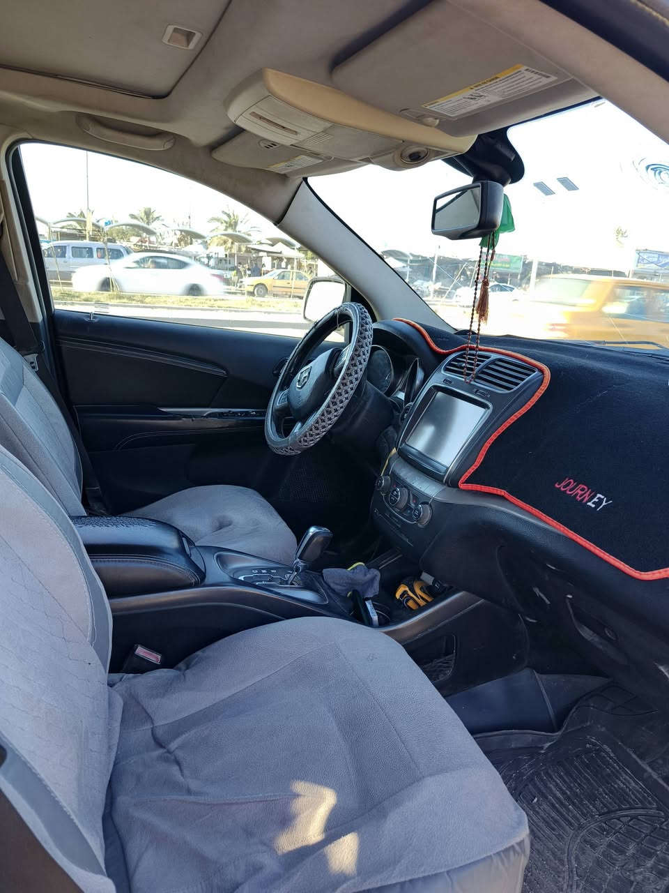 جورني 2015 ثلاث قطع تبريد محرك 6 سلندر 
رقم ذي قار وراعيه بصره
فول مواصفات 
سبعه راكب
حادث جاملغ امامي راجع بارد 
***********
