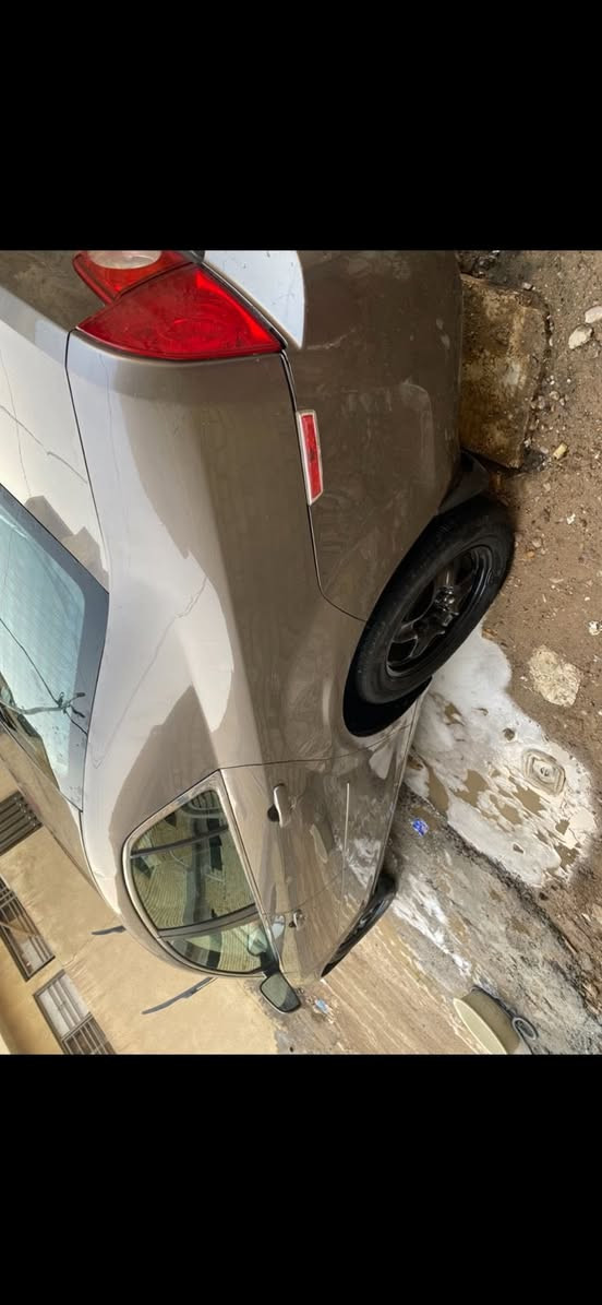 سلام عليكم ماليبو 2011بغداد بسمي تحويل ثاني يوم سياره حلوه ومرتبه يرادلهه ترتيب شي بصيط العنوان بغداد الدوره سعر 73 وبيهه مجال التصال ***********
