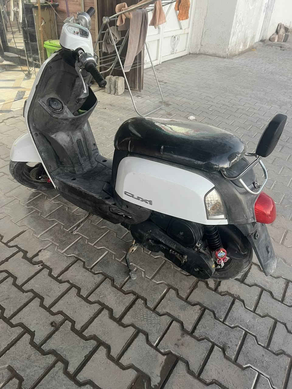 سلام عليكم بوليسي ياباني مفتوحه ولفات نكره سلف اي نقص مابيها كامله من كلشي سعر 650 وبيها مجال للشراي مكاني كربلاء 
***********
***********
