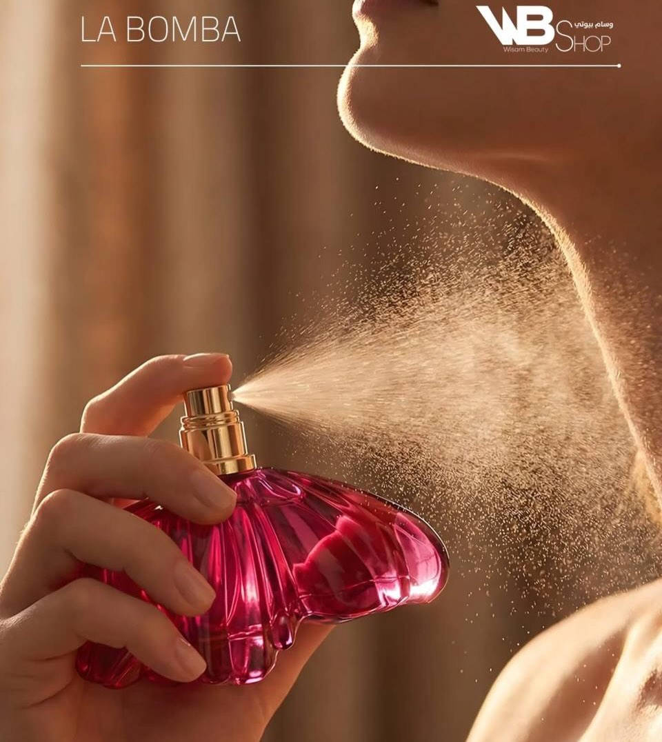 عطر لامبوبا الجديد 🩷

أنوثة هادئة بس أثرها ثابت
لا بومبا من Carolina Herrera توازن ناعم بين الانتعاش والزهور والدفء، يكمّل حضورك ويترك انطباع راقي بدون ضجيج.
للي تحب الأنوثة الواضحة والبسيطة.

للاحجز دايركت -***********📞

توصيل يتوفر كل مناطق 🚛محافظات🚛

  📍بابل-الحصوه -خلف مرطبات التفاحة-شارع الاول -كوزمتك الزهور

#كوزمتك #اكسبلور_فولو #عطور
