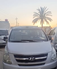 هيونداي H1 • هيونداي 2009 • سيارة H1 • سيارة هيونداي • H1 مستعمل • سيا...
