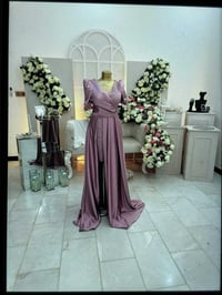 بدلة جديدة • مقاس ٤٠ • حلوة باللبس