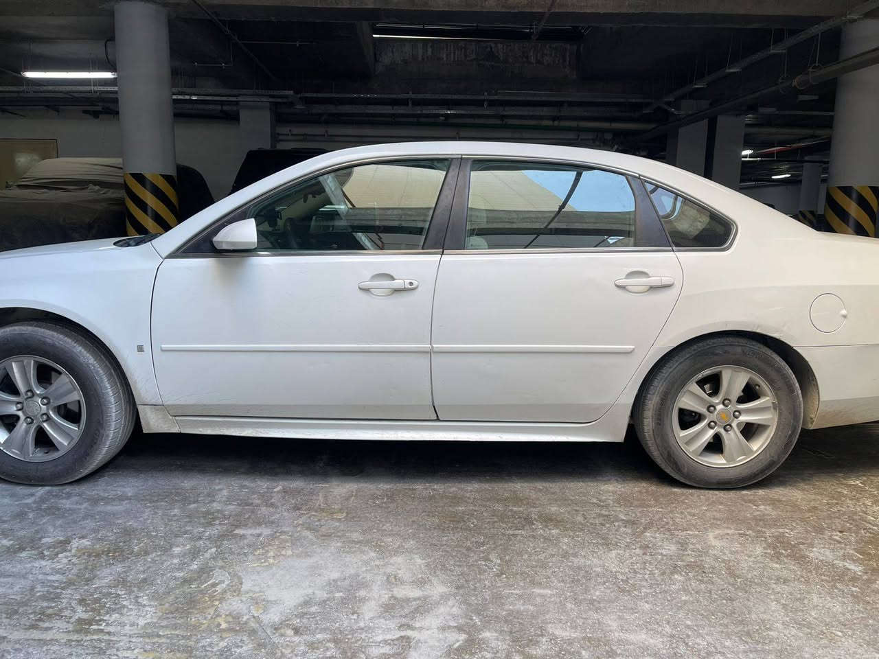 السلام عليكم
امبالا ٢٠١٢
رقم قادسيه انكليزي 
Lt
السياره باسمي سنويه وهزه جديده
السياره مكينه ٣٦٠٠ كير تعليك
السياره كير ومكينه خير من الله وما ناقصها شي
مكانها بغداد
***********
