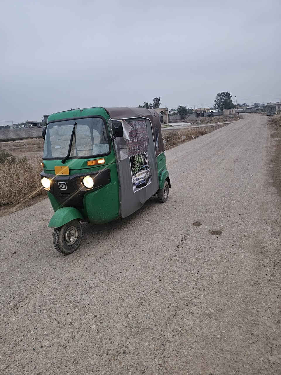 السلام عليكم شباب للبيع  تكتك موديل 22 شهر11 جاهزه من وراق المصطفى مكان بغداد كلش سعره6250 رقمي ***********
