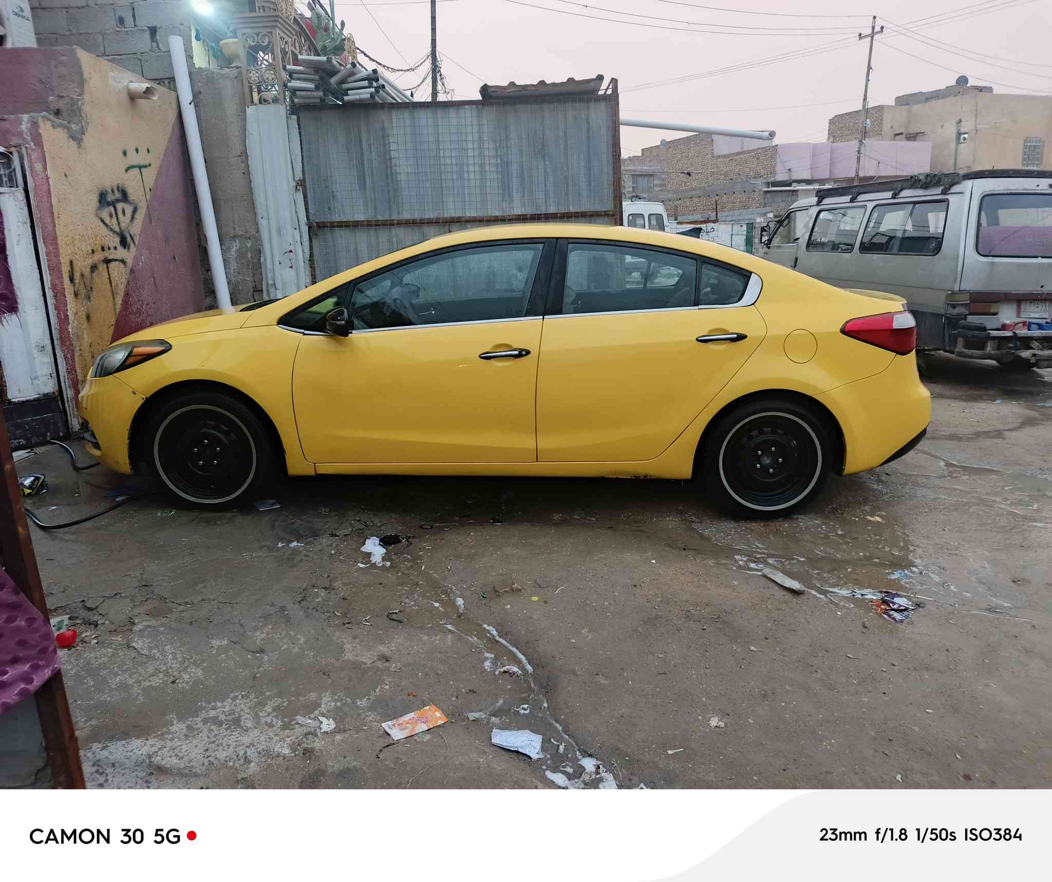 سلام عليكم للبيع فورتي 2015 رقم بغداد نكليزي ابسمي تحويل ثاني يوم مصفره ربع ماذب عليه حادثه باب صدر مال العبري تبديل بدون دواخل واي قطعه بعد مابيه تبديل كله ليبل واحد تبريد تدفئة كهربايات كله شغاله قبل 15 يوم تبديل تخم تاير خطه محرك 2000اجي اي اتي بدايه خيط بخار ضعيف كلش بدون تنقيص كير مكفول مكان سياره كربلاء رقم الهاتف اي سوال عدك انتصل وبخدمتك *********** السعر 108وبيه مجال كلش بسيط ميعجبك اخي الكريم عبر المنشور بكلامك راقي
