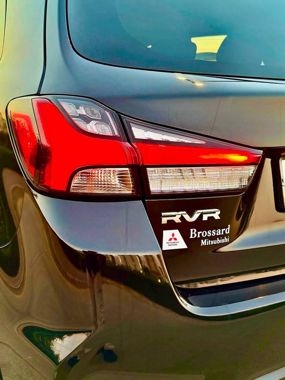 Mitsubishi OUTLANDER RVR 2023
‎مواسەفات RVR فول
‎🔹مۆدیل 2023
‎🔹بەصمە
‎🔹درگا بەصمە
‎🔹ڕاداری لاکان و ناوچەی کوێر
‎🔹تبرید مرکزی
‎🔹شاشە گەورە کامێرە
‎🔹کوشن هیتەر
‎🔹تحدید سرعە
‎🔹دەبڵ ئەکسل
‎🔹سوکان هیتەر
‎🔹13هەزار ڕۆیشتووە
‎تاقم گاعی هەموو شتێکی تێگیراوە 
‎سەیارەکە ١ دینار مەسروفی تێدا نییە
‎2 پارچەی بۆیاخە بێ ناوگرتن بێ سارد و بێ شوخت
‎ڕەقەم و سەنەوی تازەیە بە ناوی خۆمەوەیە
نرخ:153$💵
‎***********:ژت

