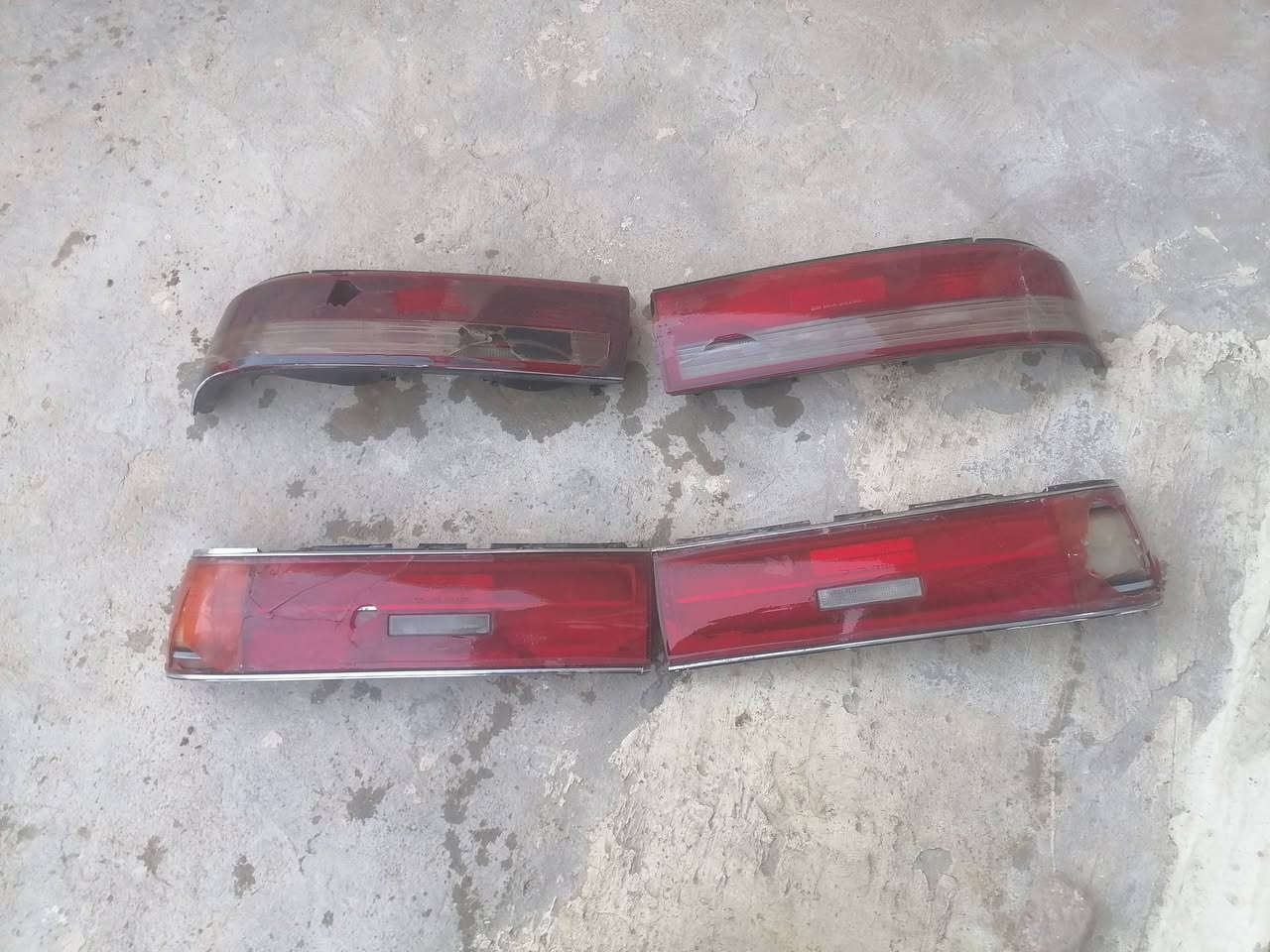 سلام عليكم غراض كرسته نفخ
عظم للبيع مكان الشطره للستفسار ***********
