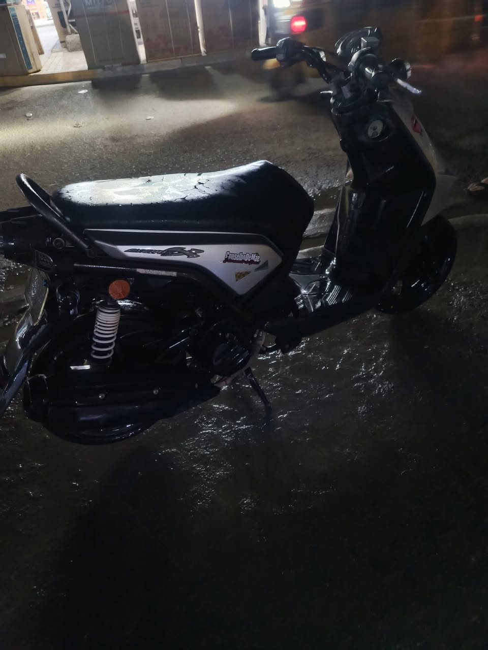 سلام عليكم سكنز جبلي 2015كفالة عامة من كلشي اجيب فيتر وياك يفحص السعر واحد و ٢٠٠ وبيهة مجال حك الجية بغداد رئاسة الكمالة ***********
