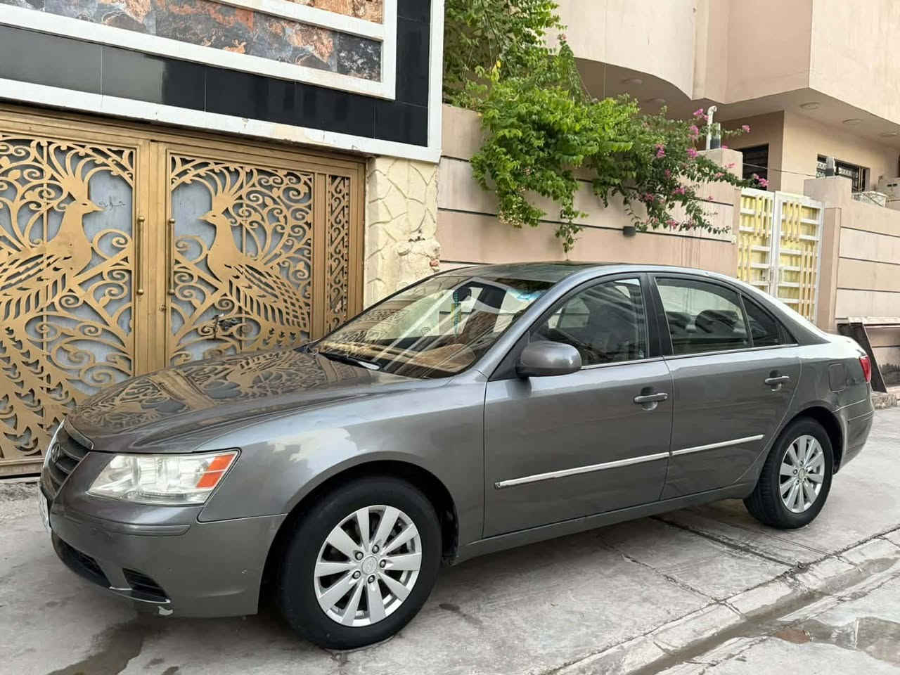 سوناتا ٢٠٠٩وارد أمريكي رقم بغداد انكليزي 
مكينة ٢٤٠٠
سنويه لغاية٢٠٣٠ 
هزه جديده 
تخم تاير شاده جديد
صبغ حزام بدون ضربه ليبل واحد
 تنته سلايد كشن كهرباء تحكم ستيرن 
سياره جاهزة مابيها اي نقص 
المكان ديالى بعقوبه 
السعر ١٠٠ وبيها مجال للشراي ويدلل ***********غير متواجد على الفيس بوك
