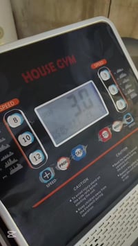 جهاز جري وزن 150 house gym اخو الجديد للبيع  السعر 250 الف  0782225787...