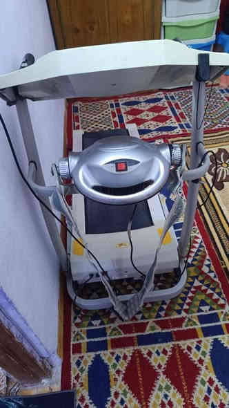 جهاز رياضه نظيف مثل مامضح بلفيديو 

وبي هتزاز للخصر ولبطن تدليك لظهر يعني مفول 

سعر 200وبي مجال مكان كربلاء طويريج برجيبه 

اتصل ع رقم  ***********او واتساب
