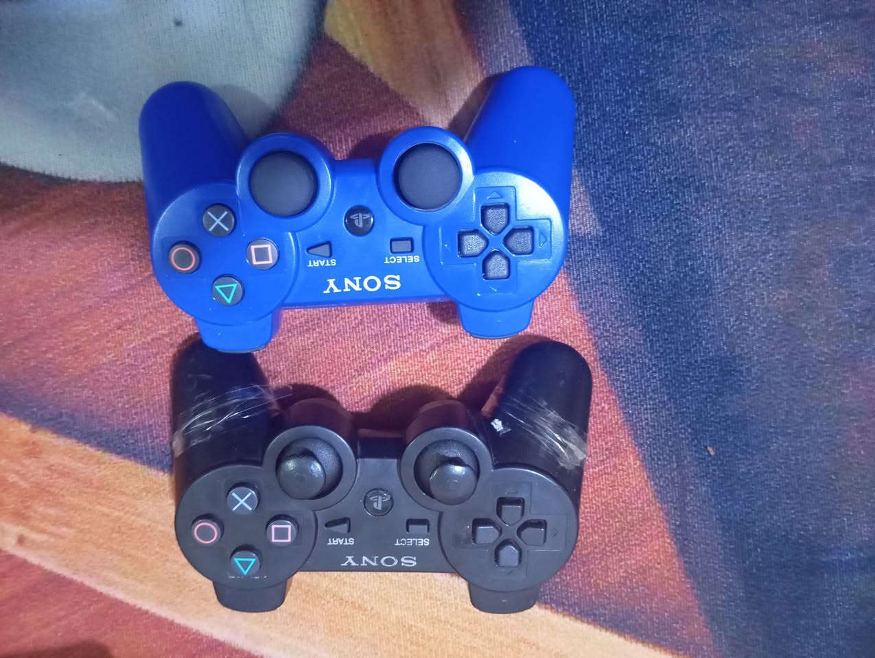 سوني 3 كاسبر  مهكر يدات ٢ وبي ٥ العاب مثل مشوف بل فديو بي مدخل ال أجدي عاطل فا محور  بهاي القطعه موجوده بل صوره 
مكاني موصل 
سعر 90الف 
رقم ***********
