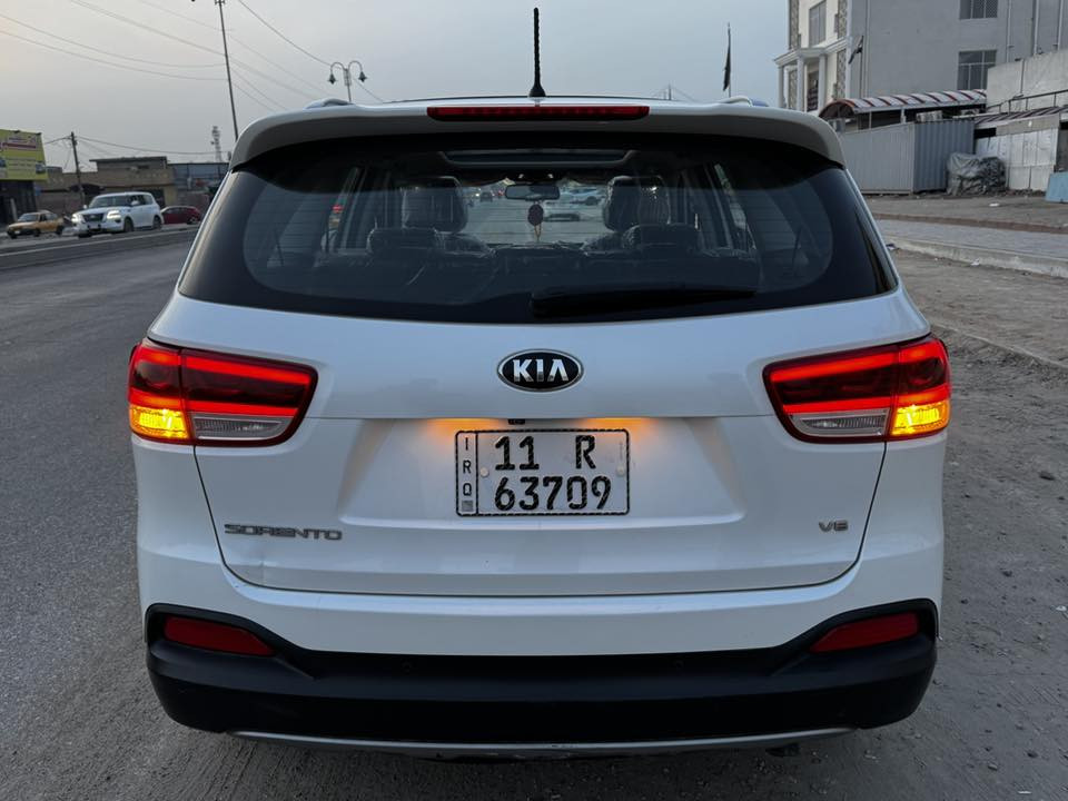 سلام عليكم  كيا سورنتوو
للبيع
موديل ٢٠١٧ 
خليجي كويتي فوول واحد ع واحد 
السياره كفاله عامه كما موضح في صوره السونار 
سياره بأسمي تحويل مباشر  السعر ٢٣٥ مجال قليل
 الاستفسار ***********
