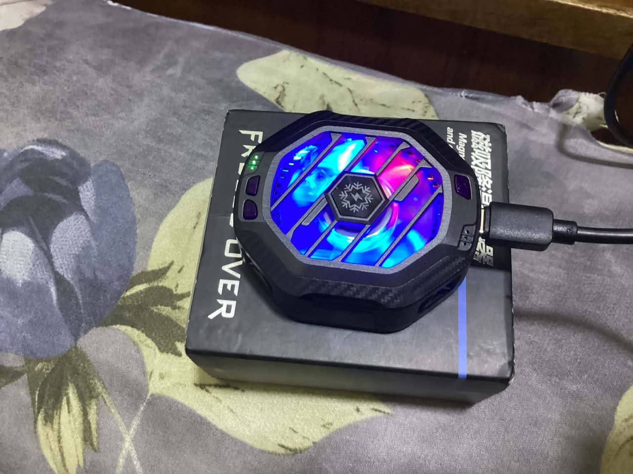 السلام عليكم مبرد   X-60Cتلفون للبيع جديد استخدام قليل السعر 35 وبي مجال قليل الشراي يراسلني خاص


**إذا كنت صاحب هذا الإعلان وتريد حذفه لأي سبب، رجاءا أرسل رسالة إلى الدعم الفني**