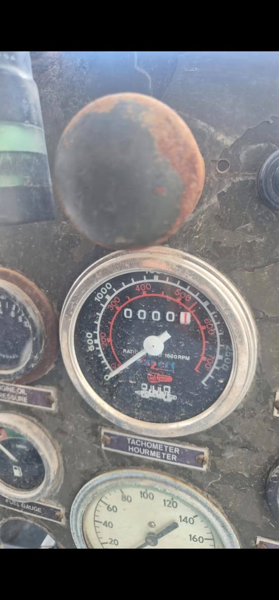 افيكو  زراعي ايطالي 4 بستن حجم 104  محركات شبه زيرو العدد 40 
محركات مشتغل ٥٠ ساعة ٣٠ ساعة  
عنوان اربيل
***********
***********
@إشارة
