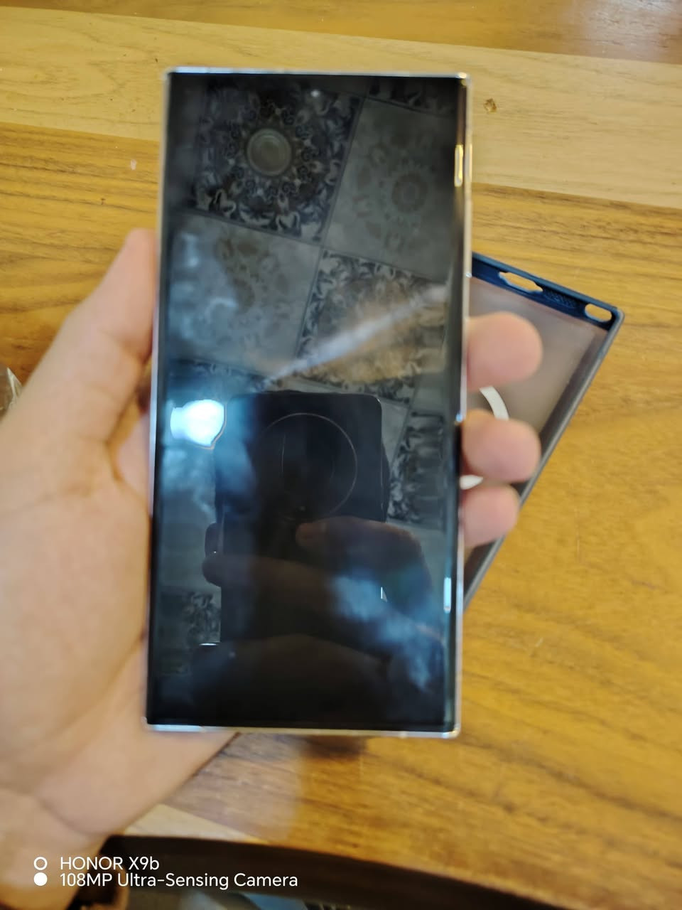 ⸻

📱 للبيع: جهاز Samsung Galaxy S23 Ultra (ألترا 23)

🔹 الجهاز نظيف جداً (جاهز استخدام)
🔹 لا داخل تصليح ❌
🔹 لا مبدل أي قطعة ❌ (أصلي 100%)
🔹 استخدام خفيف ومحافظ عليه

📦 المحتويات:
✔️ الكارتونة الأصلية
✔️ جميع الملحقات كاملة
✔️ كرت الضمان موجود

💯 الجهاز مضمون وما بيه أي مشكلة

💰 السعر :800 (وبي مجال بسيط )

📍 الموقع: النجف

📞 للتواصل : واتساب فقط ***********
